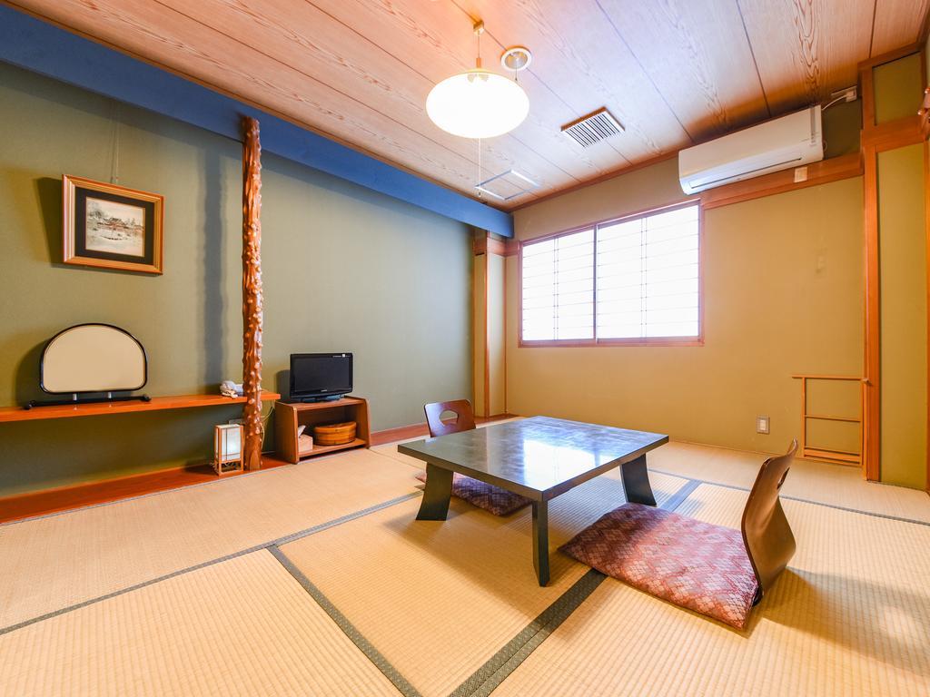 Ryokan Marue Honkan Hitoyoshi Eksteriør billede